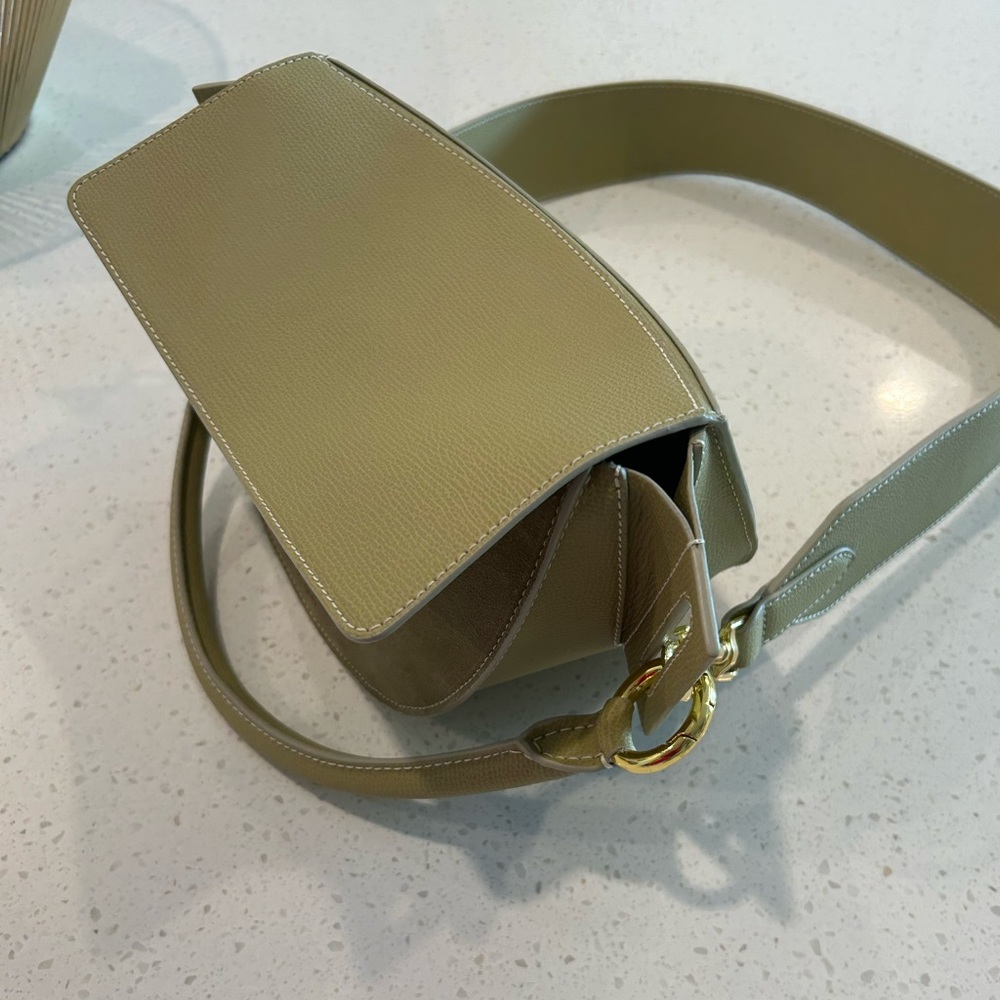 YUZEFI Dip Handbag